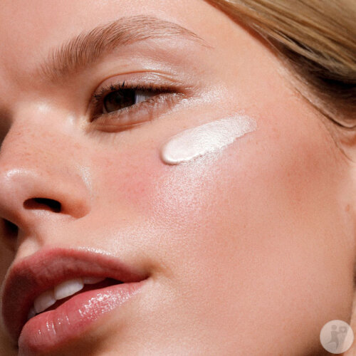 Dr. Hauschka Illuminating Fluid Liquid Highlighter Tube 30ml-4