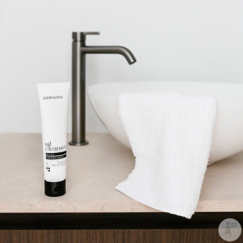 RainPharma Oil Cleanser Nettoyant Visage À L’Huile Tube 100ml-2