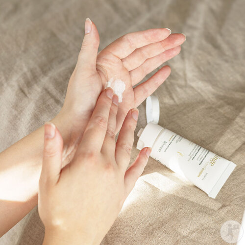 Tinge Crème Mains Réparatrice Et Nourrissante Tube 50ml-4